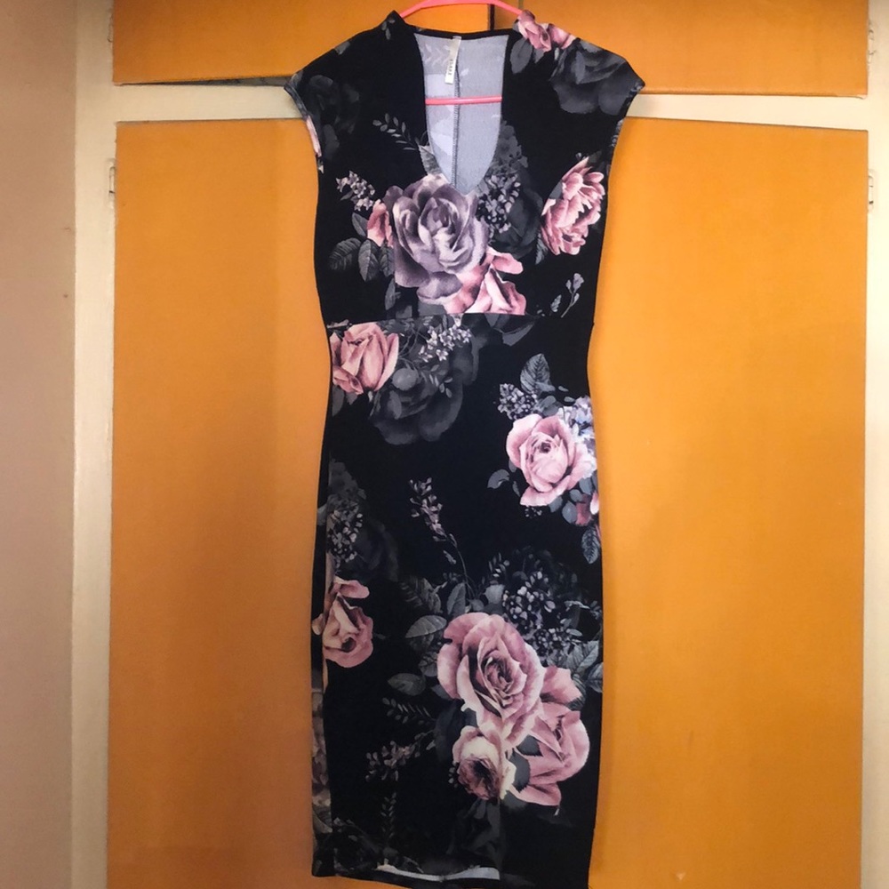 Blakck w/ Pink Rose Dress